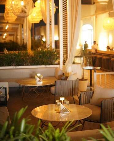 Imagen del bar/restaurante del Hotel The Grand Anukampa. Foto 8