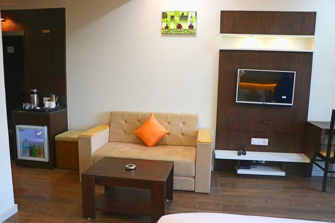 Imagen de la habitación del Hotel The Grand Astoria Somnath. Foto 10