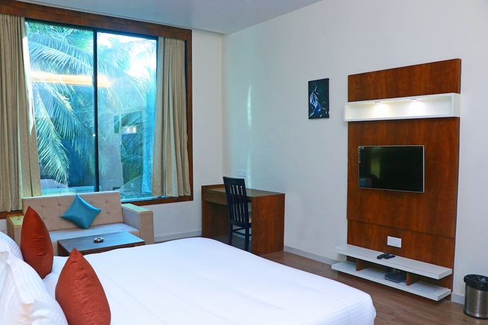 Imagen de la habitación del Hotel The Grand Astoria Somnath. Foto 11