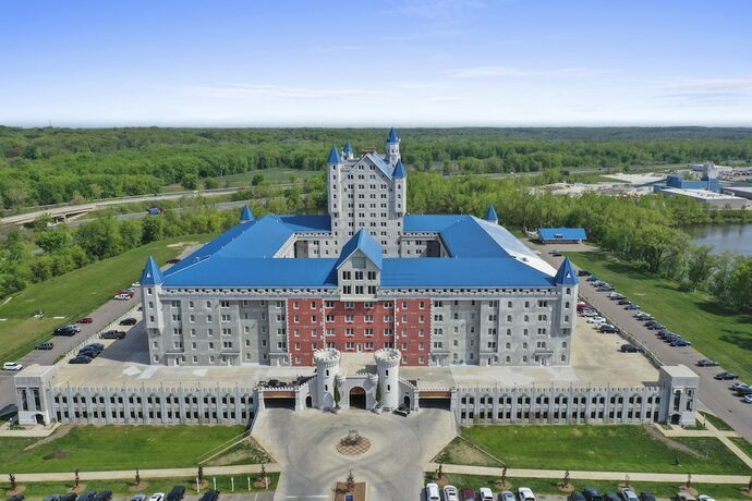 Imagen general del Hotel The Grand Castle Apartments. Foto 1