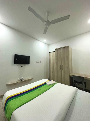 Imagen de la habitación del Hotel The Grand Chetak Inn. Foto 9