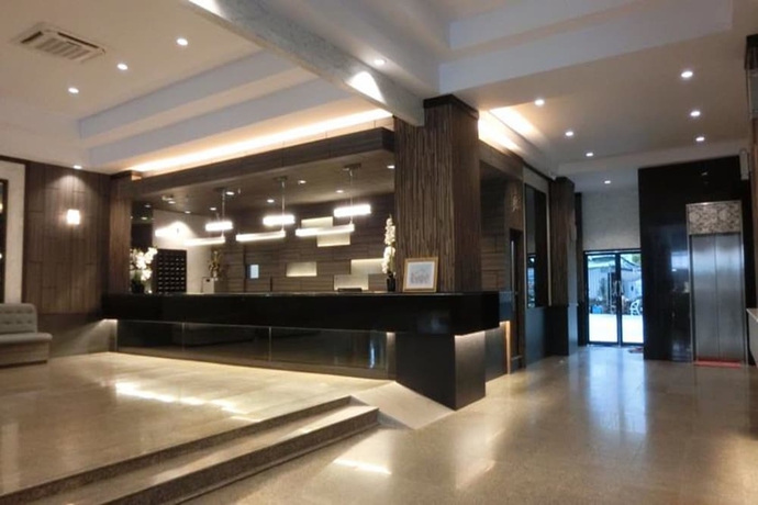 Imagen de los interiores del Hotel The Grand Day Night. Foto 16