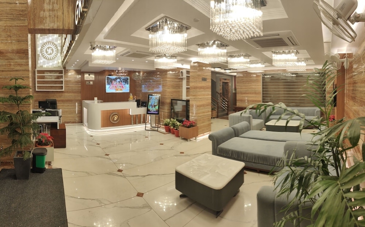 Imagen de los interiores del Hotel The Grand Dewan. Foto 10