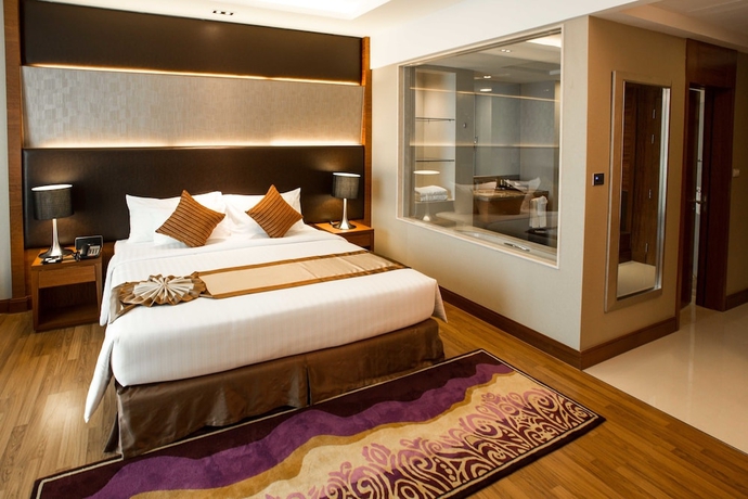 Imagen de la habitación del Hotel The Grand Fourwings Convention. Foto 4