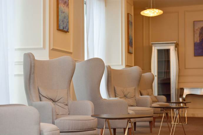 Imagen de los interiores del Hotel The Grand Gloria. Foto 19