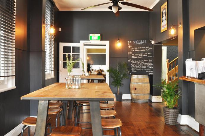 Imagen del bar/restaurante del Hotel The Grand Hotel Healesville. Foto 5
