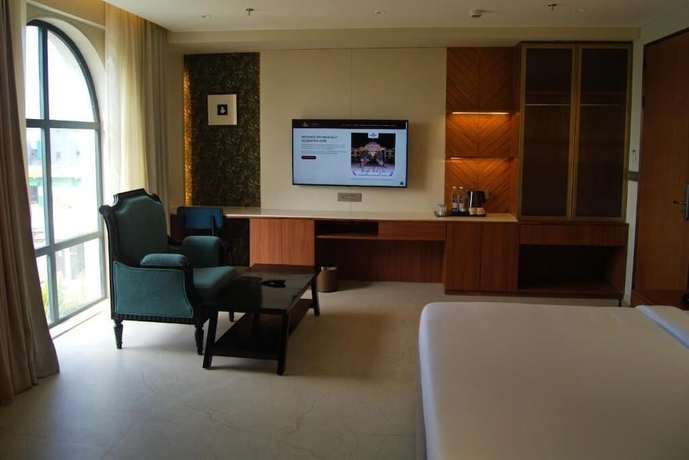 Imagen de la habitación del Hotel The Grand Jalsa Resort. Foto 3