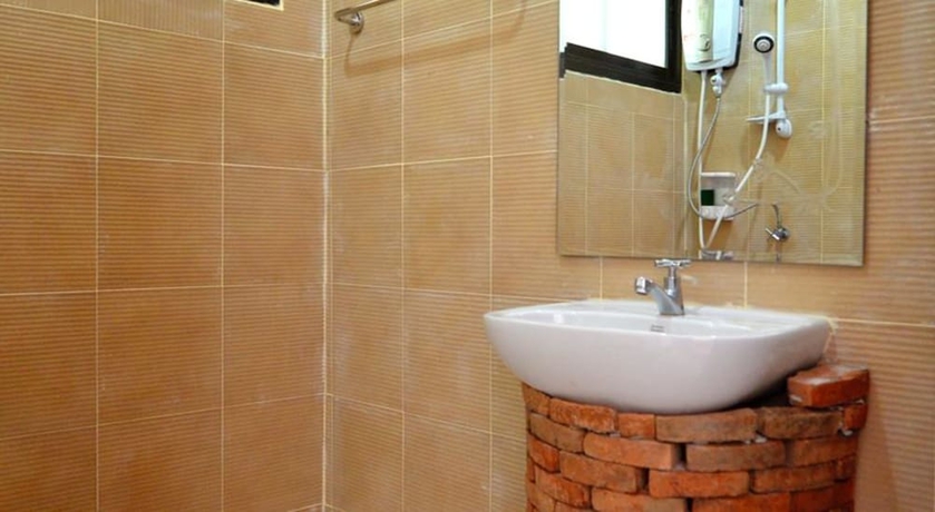 Imagen de la habitación del Hotel The Grand Jamjuree Resort Lamphun. Foto 5