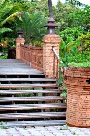 Imagen de los exteriores del Hotel The Grand Jamjuree Resort Lamphun. Foto 11