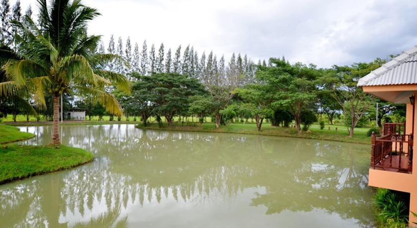 Imagen de los exteriores del Hotel The Grand Jamjuree Resort Lamphun. Foto 15