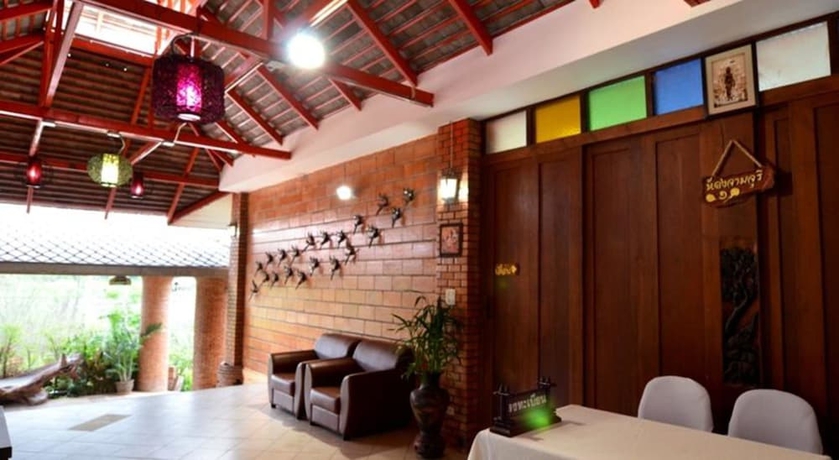 Imagen de los exteriores del Hotel The Grand Jamjuree Resort Lamphun. Foto 16