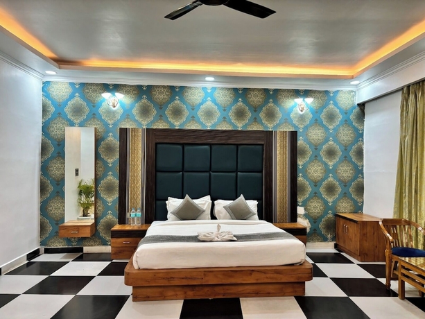 Imagen de la habitación del Hotel The Grand Kasturi Resort. Foto 3