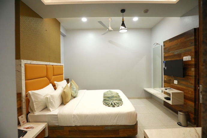 Imagen de la habitación del Hotel The Grand Ladhukara. Foto 7