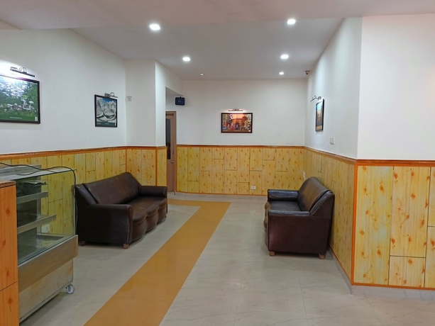 Imagen general del Hotel The Grand Madhushala Shimla. Foto 1