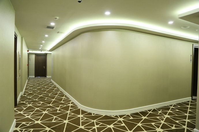 Imagen de los interiores del Hotel The Grand Mira. Foto 13