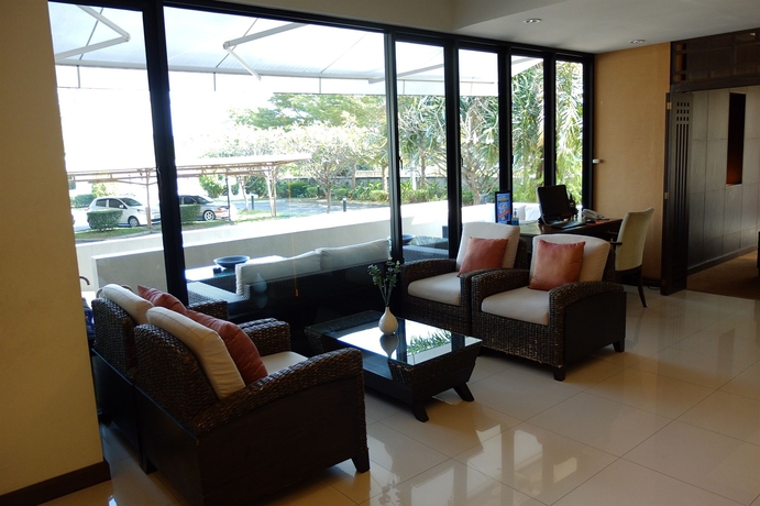 Imagen de los interiores del Hotel The Grand Napat. Foto 13