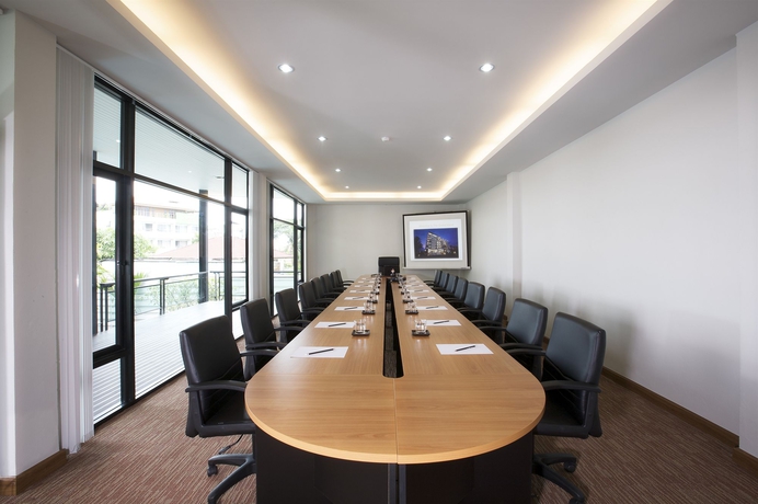 Imagen de los interiores del Hotel The Grand Napat. Foto 15