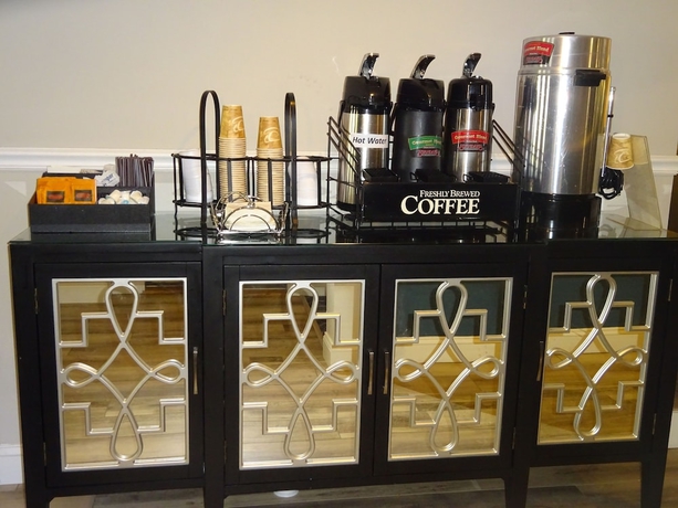 Imagen del bar/restaurante del Hotel The Grand, Ogunquit. Foto 5