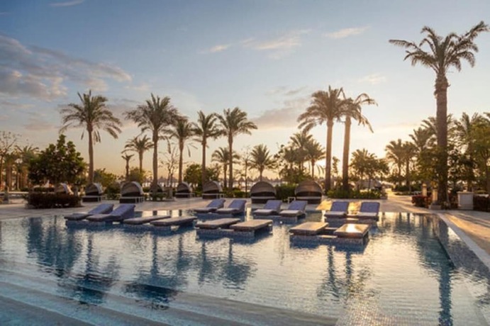 Imagen de la piscina del Hotel The Grand Palace Hurghada - Adults Only. Foto 19