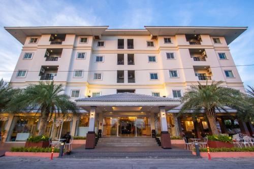 Imagen general del Hotel The Grand Paradise Suite. Foto 4