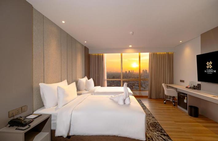 Imagen de la habitación del Hotel The Grand Platinum Jakarta. Foto 8