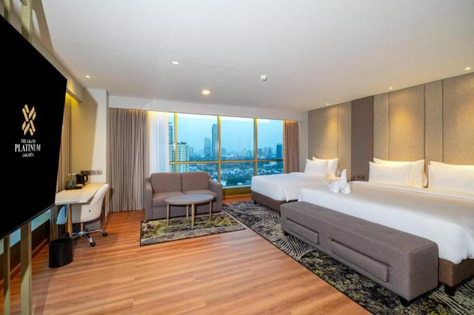 Imagen de la habitación del Hotel The Grand Platinum Jakarta. Foto 20