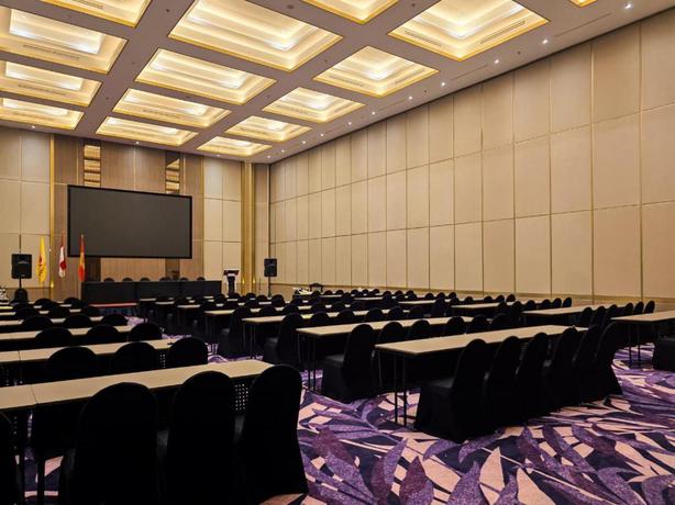 Imagen de los interiores del Hotel The Grand Platinum Jakarta. Foto 27