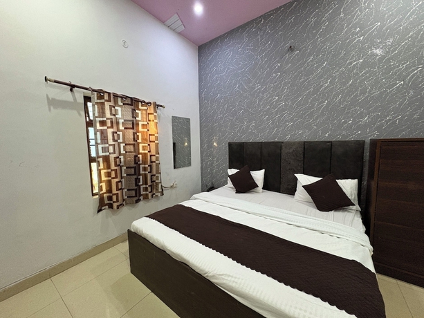 Imagen de la habitación del Hotel The Grand Plaza Agra. Foto 4