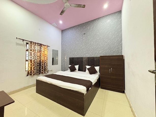 Imagen de la habitación del Hotel The Grand Plaza Agra. Foto 5