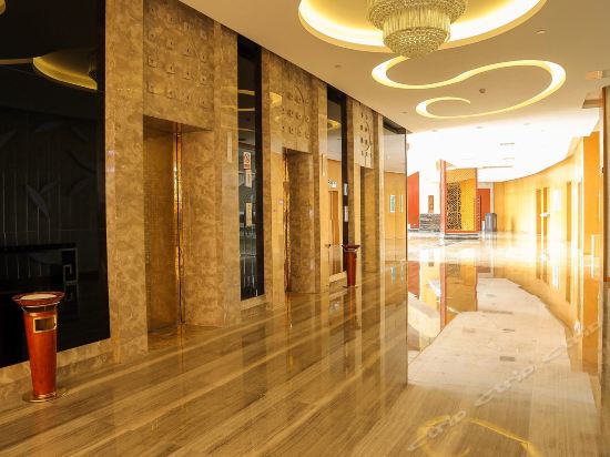 Imagen general del Hotel The Grand Plaza, Ji'an. Foto 5