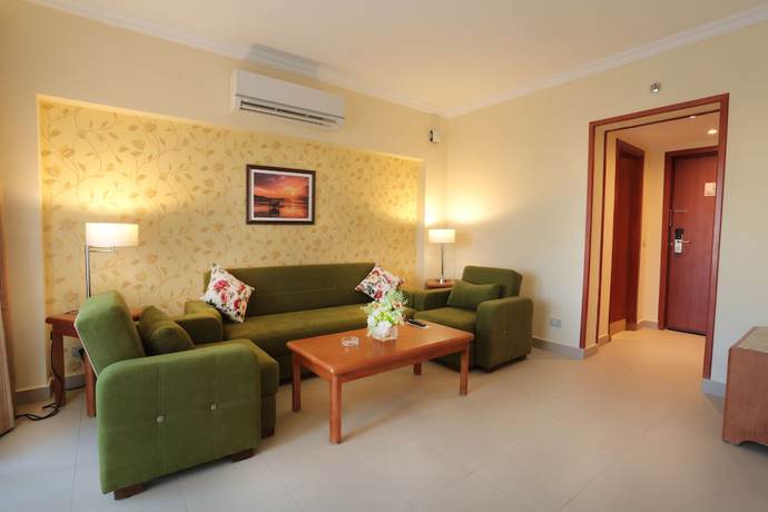 Imagen de la habitación del Hotel The Grand Plaza Smouha. Foto 16