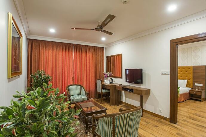 Imagen de la habitación del Hotel The Grand Regency. Foto 15