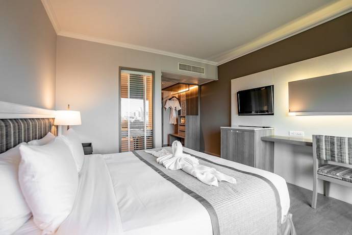 Imagen de la habitación del Hotel The Grand Riverside Phitsanulok. Foto 4