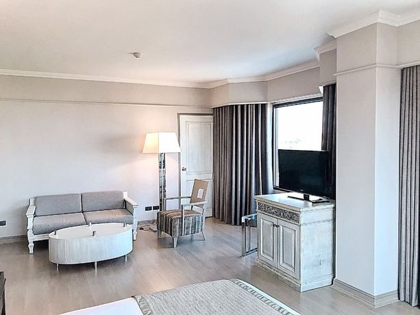 Imagen de la habitación del Hotel The Grand Riverside Phitsanulok. Foto 6