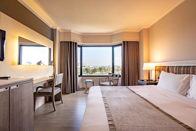 Imagen de la habitación del Hotel The Grand Riverside Phitsanulok. Foto 9