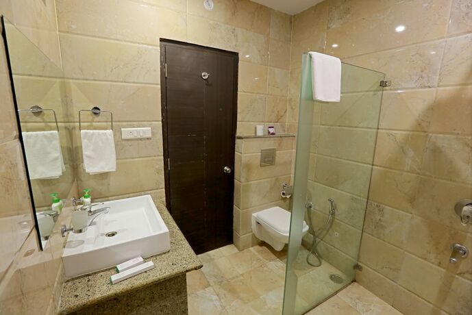 Imagen general del Hotel The Grand Shiva Resort and Spa. Foto 12