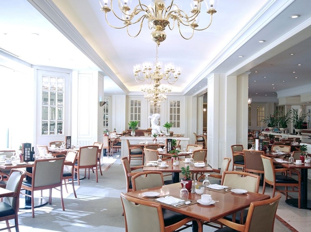 Imagen del bar/restaurante del Hotel The Grand Suite. Foto 3