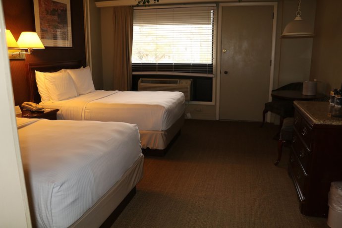 Imagen de la habitación del Hotel The Grand Summit. Foto 9