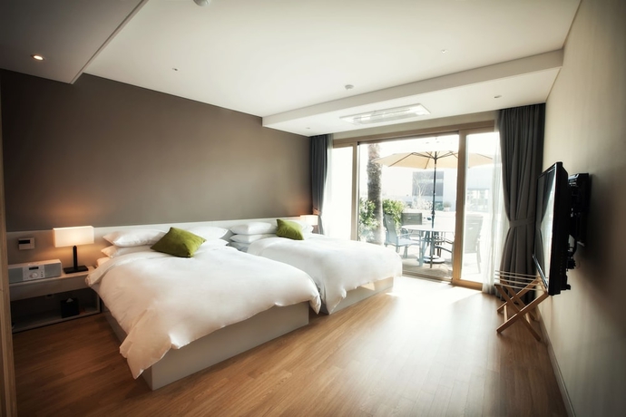 Imagen de la habitación del Hotel The Grand Sumorum. Foto 6