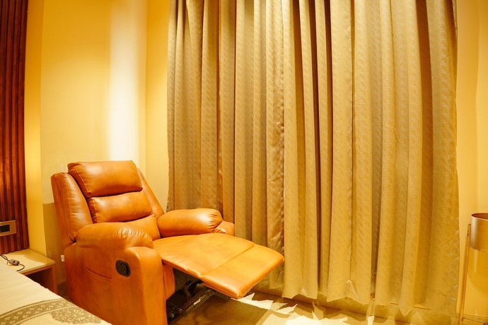 Imagen de la habitación del Hotel The Grand Sun City and Resort. Foto 7
