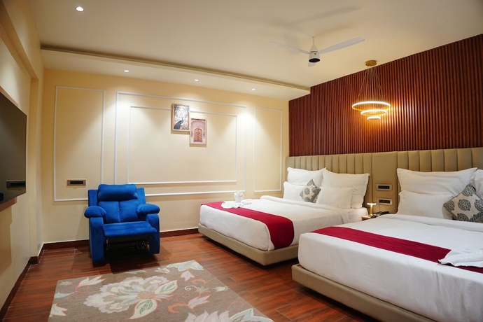 Imagen de la habitación del Hotel The Grand Sun City and Resort. Foto 10
