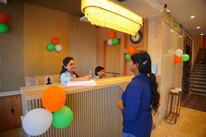 Imagen de los interiores del Hotel The Grand Sun City and Resort. Foto 16