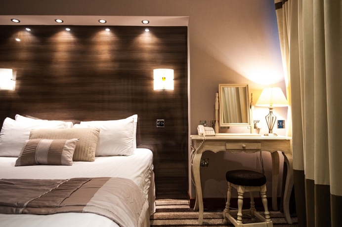 Imagen de la habitación del Hotel The Grand Swansea. Foto 8