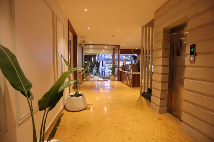 Imagen de los interiores del Hotel The Grand Uddhav. Foto 14