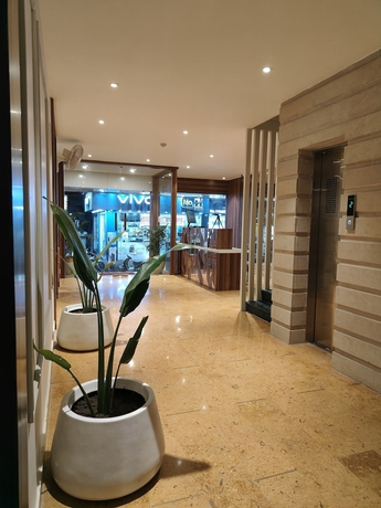 Imagen de los interiores del Hotel The Grand Uddhav. Foto 15