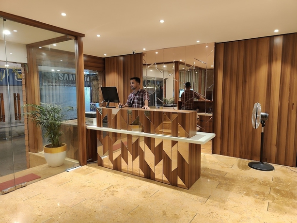 Imagen de los interiores del Hotel The Grand Uddhav. Foto 17