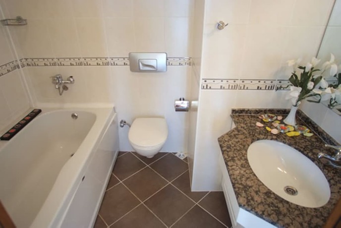 Imagen de la habitación del Hotel The Grand &Uuml;&ccedil;el. Foto 12