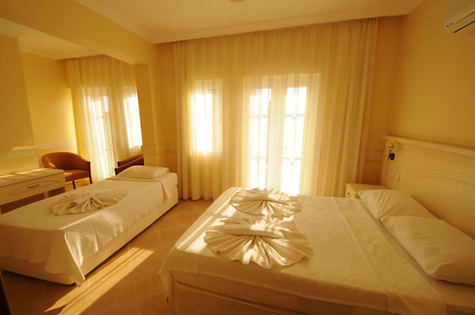 Imagen de la habitación del Hotel The Grand &Uuml;&ccedil;el. Foto 14