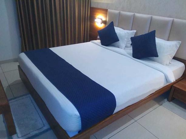 Imagen de la habitación del Hotel The Grand Vardhman. Foto 5