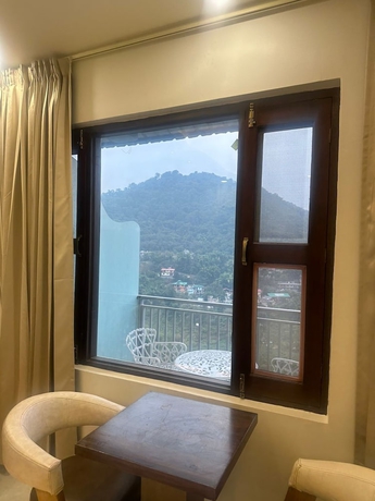 Imagen de la habitación del Hotel The Grand View, Baijnath. Foto 4
